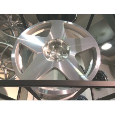 BOLA B10 18x9.0 Silver Polished